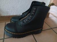 Dr. Martens Gr. 44 schwarz  -NEU- Niedersachsen - Ihlow Vorschau