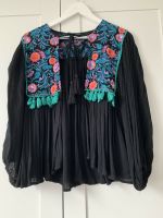 Jacke Blouson Bolero Bluse Schwarz mit Stickerei NEU Bershka Baden-Württemberg - Filderstadt Vorschau