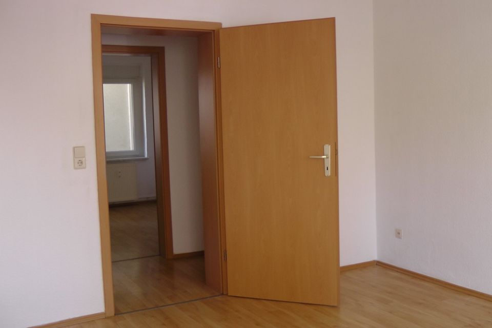 Geräumige 2- Raum Wohnung mit guter Infrastruktur in Magdeburg