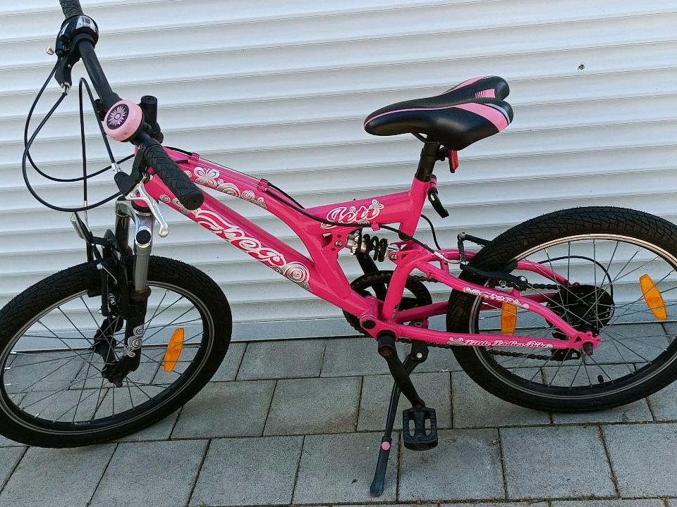 Mädchen Fahrrad 20 Zoll in Coburg