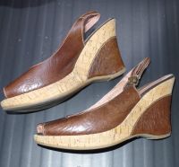 TAMARIS Gr. 39: Braune Wedges: Ledersandalen mit Keilabsatz Berlin - Mitte Vorschau