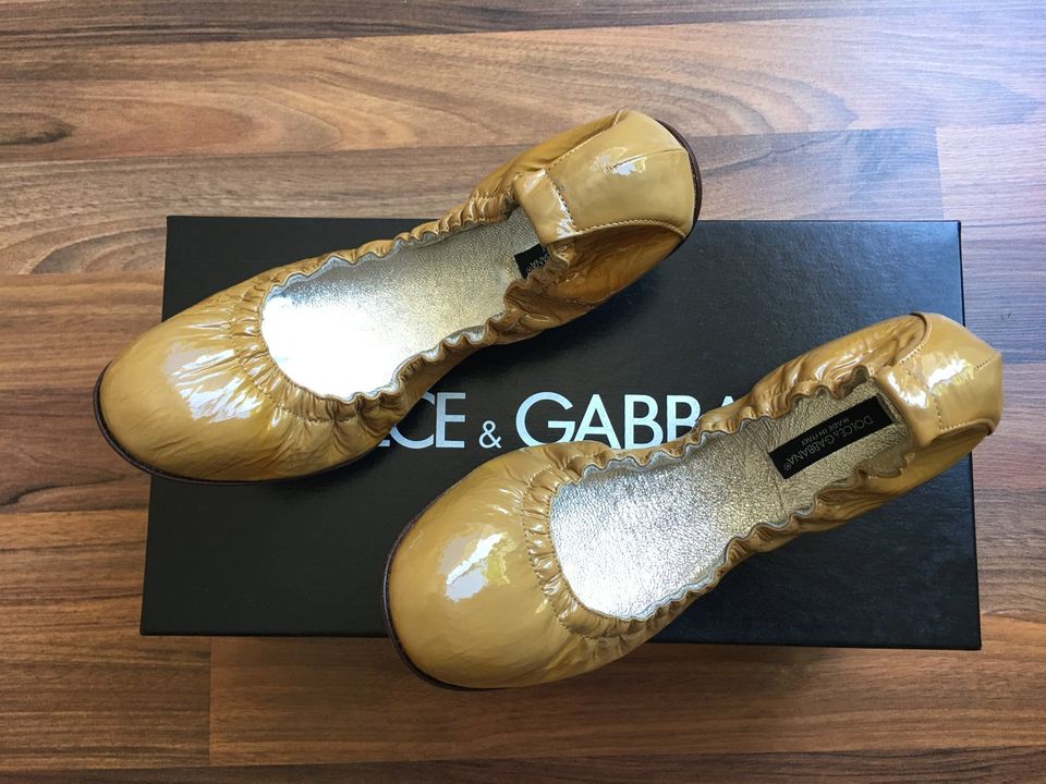 Ballerinas Dolce & Gabbana Gr. 36,5 glänzendes Leder in Norderstedt