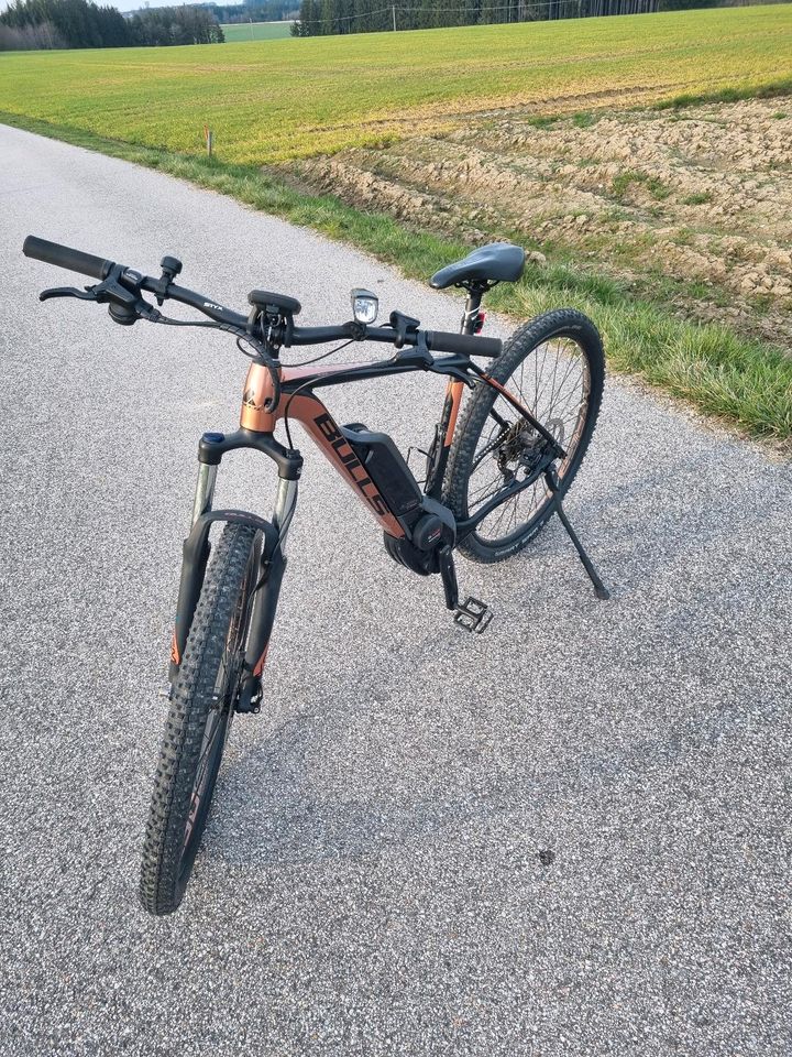 ♥️♥️ Bulls E-Bike Super Zustand Rad Fahrrad 2000 km in Vilsbiburg