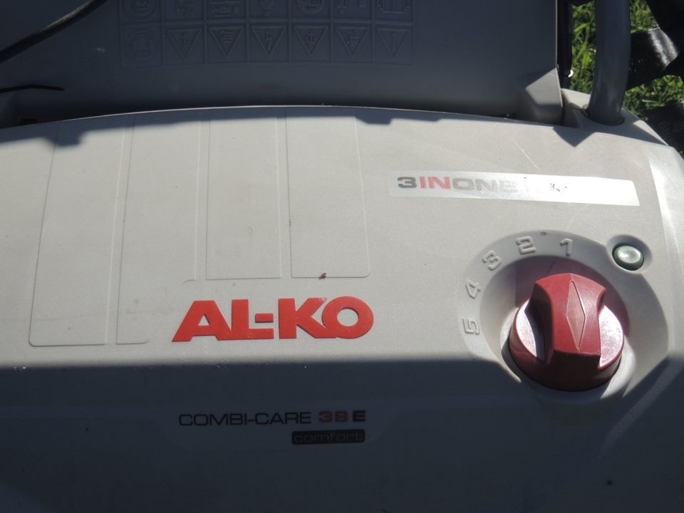 AlKo Elektro-Rasenvertikutieren und -Lüfter CC 38E  -neuwertig- in Verden