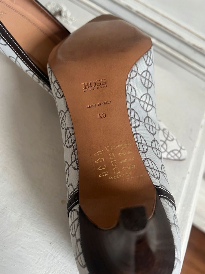 Hugo Boss Pumps, Gr. 40, neu! in Düsseldorf