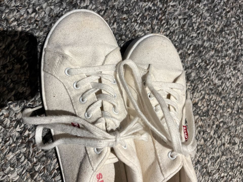 Levi’s Sneaker in Neustadt am Rübenberge