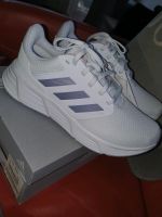 Adidas Schuhe gr 42 neue Nordrhein-Westfalen - Attendorn Vorschau