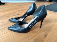 GUESS Pumps schwarz weiß 38 aus Los Angeles Bayern - Bayreuth Vorschau