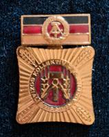 DDR Orden Medaille Kollektiv der Sozialistischen Arbeit München - Laim Vorschau