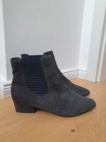 P. Kaiser Schuhe Stiefeletten Leder Design Luxus Chic Paris WOW! Bayern - Gilching Vorschau