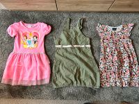 3 Kinderkleider Mädchenkleider Gr. 116 Hessen - Groß-Bieberau Vorschau