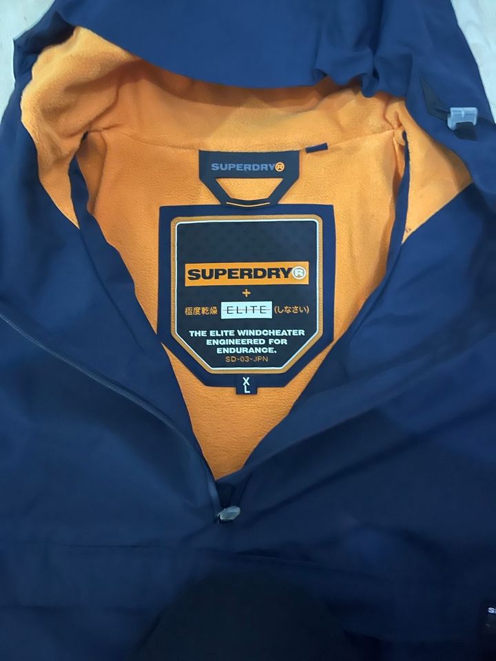 Überzieher Superdry in Magdeburg