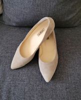 Pumps von Paul Green Taupe Velour Optik Gr. 42 5 cm Abdatzhöhe Hamburg-Nord - Hamburg Uhlenhorst Vorschau