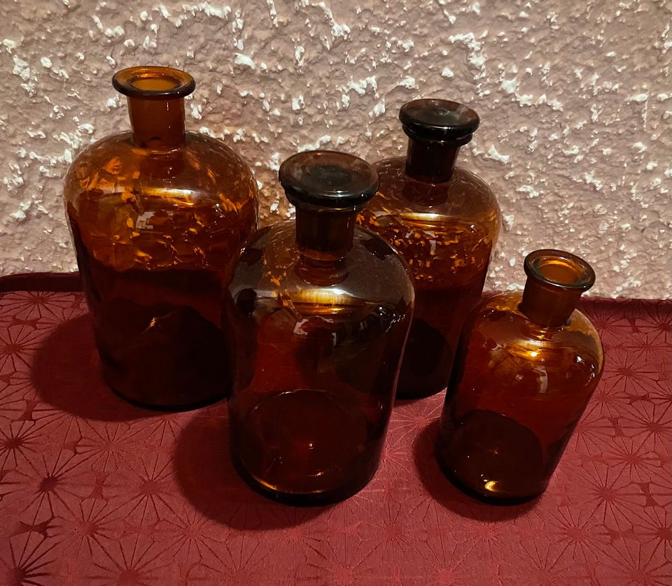 Apothekerflaschen, Braunglas, Vintage in Groß-Zimmern