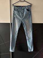Bershka Hose gr 40 hellblau Niedersachsen - Braunschweig Vorschau