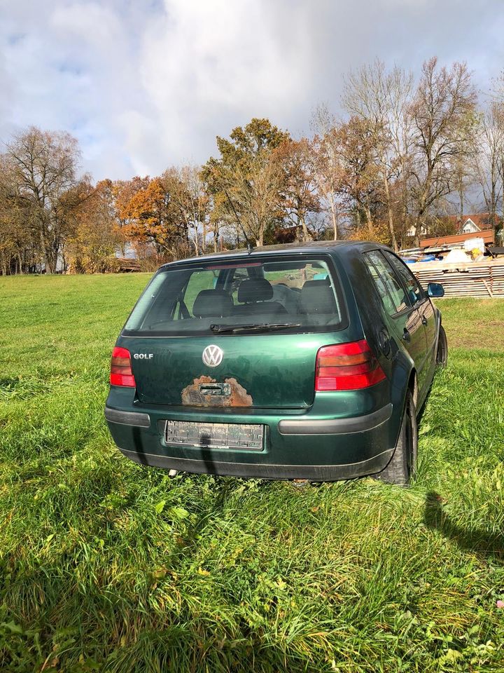 Golf 4 Unfallwagen in Hollenbach