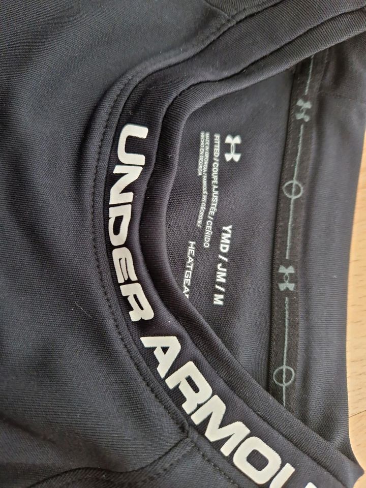 Sport Shirt Under armour in Bad Wildbad