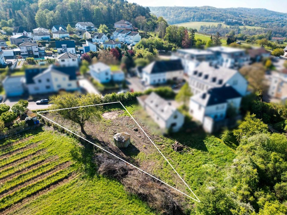 Baugrundstück mit atemberaubender Aussicht in Perl in Perl