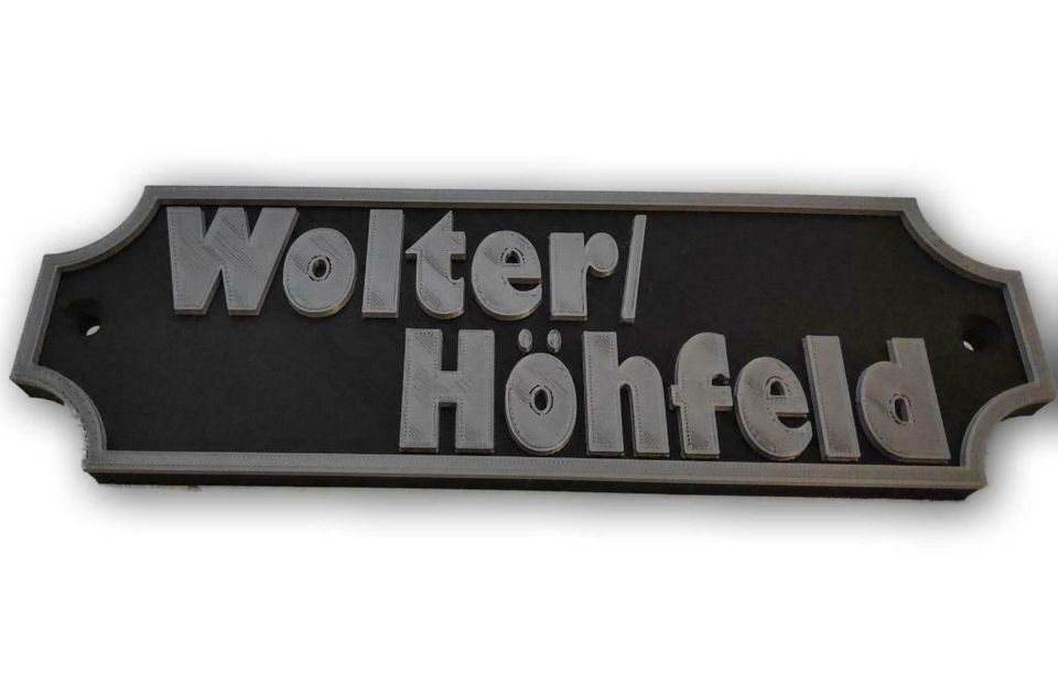 Personalisiertes Türschild – Individuelle Namenstafel in Neunkirchen Siegerland