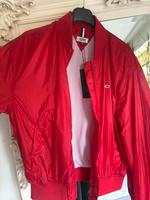 Tommy hilfiger Jacke rot Kreis Ostholstein - Stockelsdorf Vorschau