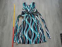 Tolles Sommerkleid selten getragen S.Oliver Größe 42 Schleswig-Holstein - Ellerau  Vorschau