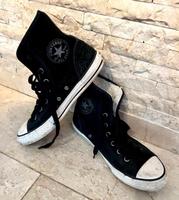 Schwarze, teils gefütterte Leder Chucks Converse hoch, Größe 35 Bayern - Stadtbergen Vorschau