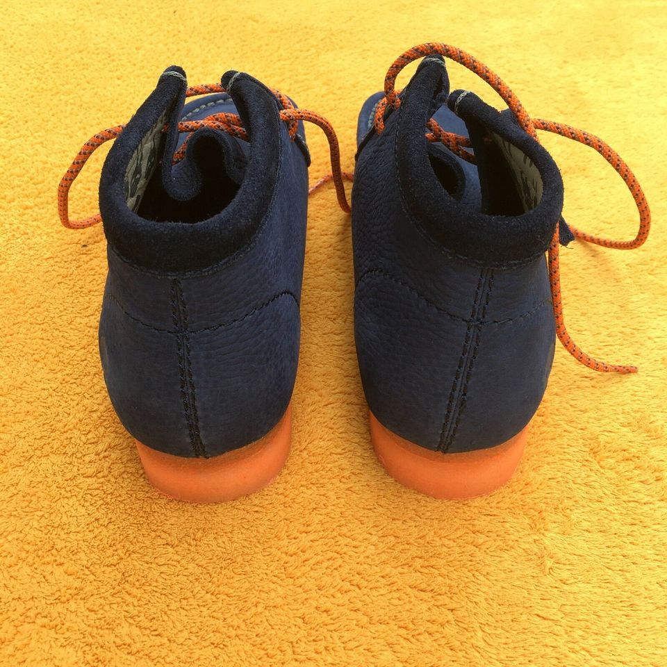 Clarks x MF Doom Wallabee Boot 'Navy Multi Leather' in Vohburg an der Donau