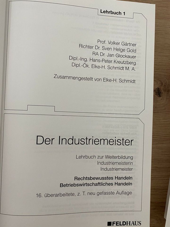 Lehrbuch Der Industriemeister Feldhaus neuwertig in Mechernich