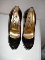 **High Heels** Rosashoes schwarz Gr. 41 17cm Absatz LACK Plateau Hessen - Bürstadt Vorschau