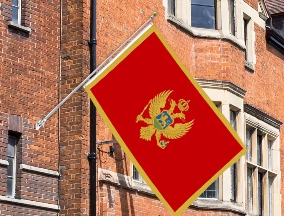 Montenegro Flagge in Magdeburg