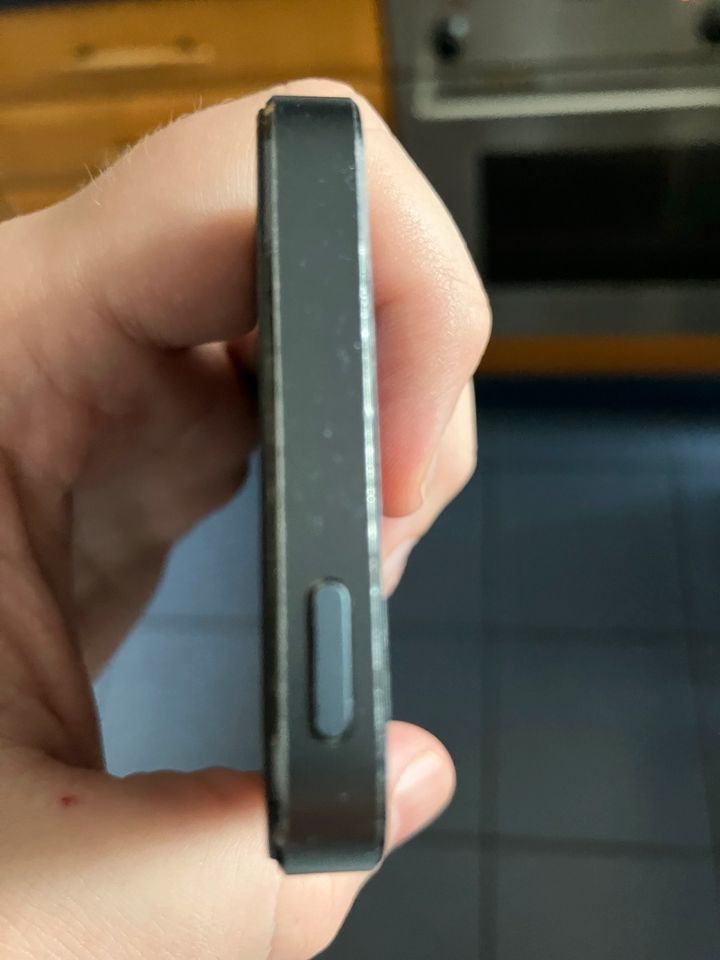 iPhone 5, Black, 64 GB plus viel Zubehör in Aachen