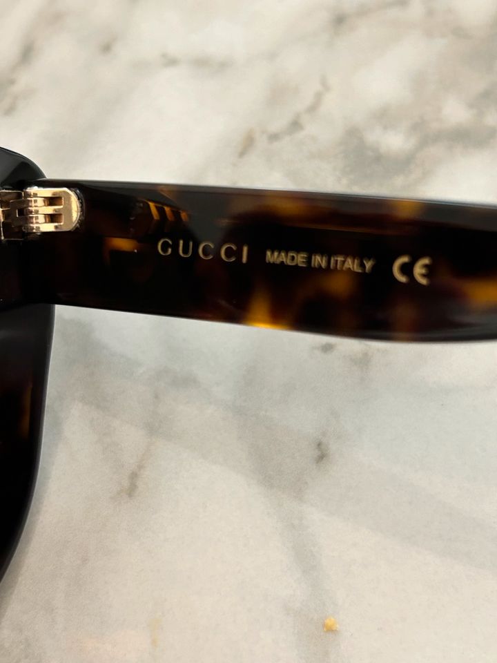 Gucci Sonnenbrille in Halle