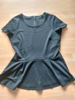 Bluse Shirt  Gr 42 schwarz mit Schößchen Hessen - Neuberg Vorschau