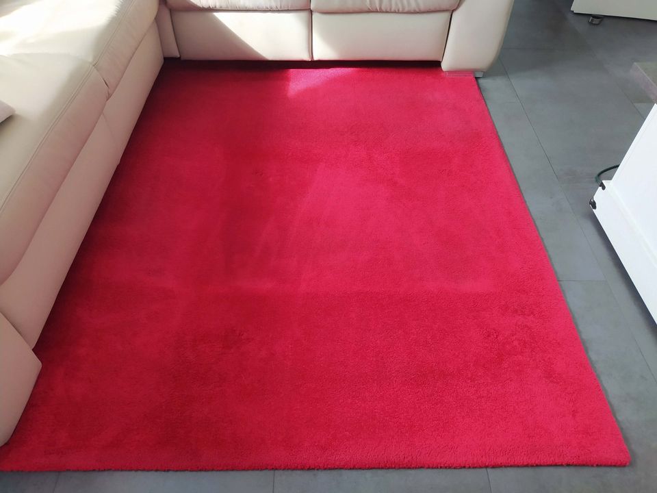 Teppich 140 x 200 cm rot hochwertig guter Zustand LUGANO (GOLZE) in Ballenstedt