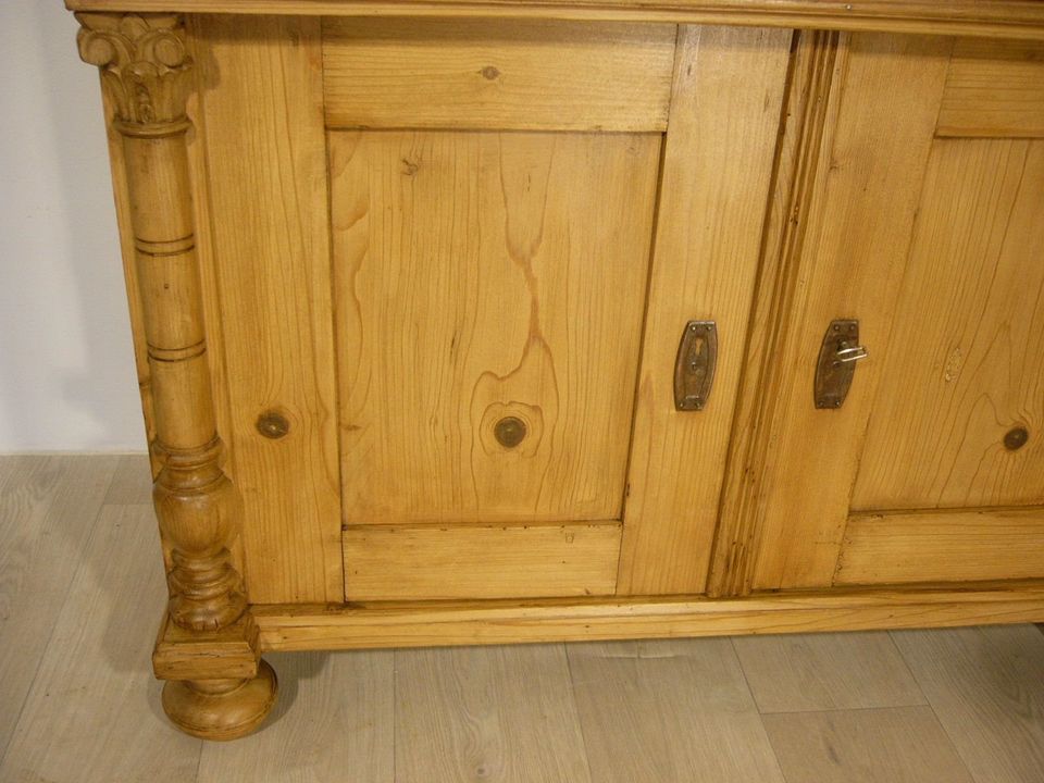 Kommode Anrichte Sideboard Weichholz antik 2 türig um 1880 in Neuenkirchen