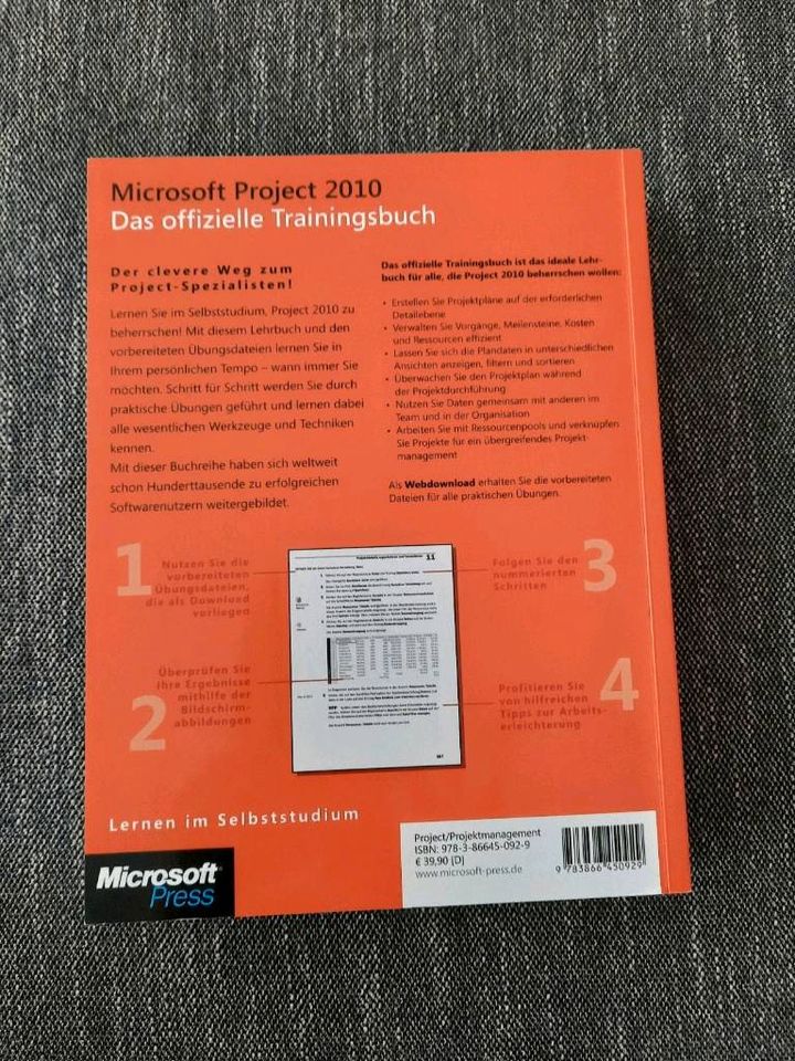 Neuwertige Bücher Microsoft Project 2010 Handbuch CD ab 5€ in Nattheim