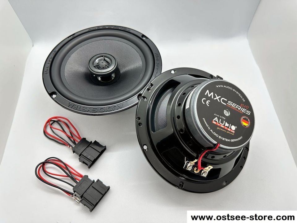 VW Golf 4/5/6/7/8 Plus Sportsvan - Audio System Lautsprecher Set in Sereetz