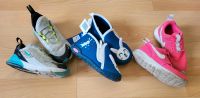 Gr.27 Kinderschuhe Sneaker Turnschuhe Hausschuhe München - Moosach Vorschau