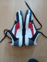 Puma Sneaker, weiß + rot/schwarze Akzente Hamburg-Mitte - Hamburg St. Georg Vorschau