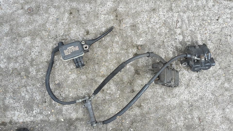 HONDA CB SC 01 Boldor Alu Lampe Schutzblech Verkleidung Bremse in Frankfurt am Main