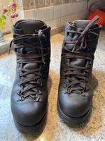 Meindl Bergstiefel Perfekt Gr. 43 (9). Hessen - Marburg Vorschau