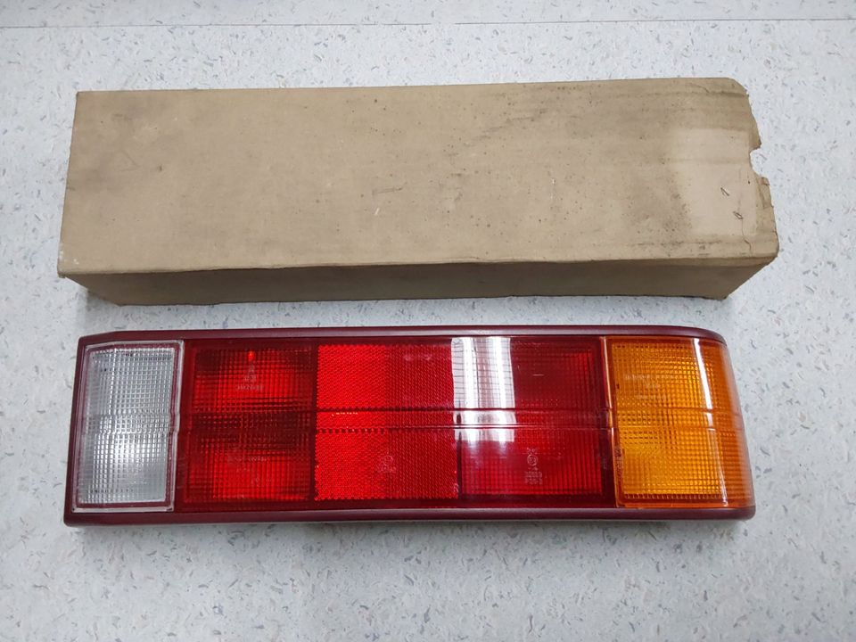 90043410 Rücklicht Rückleuchte Opel Commodore C Rekord E NOS in Solms