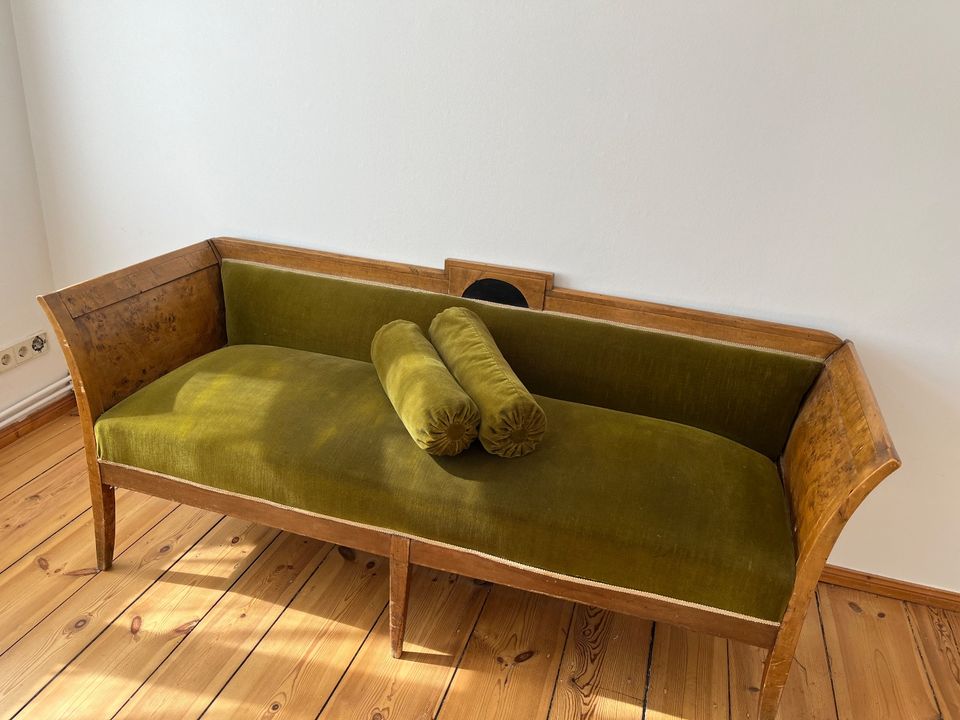 Schönes Biedermeier Sofa, Vintage Couch, Dreisitzer in Berlin