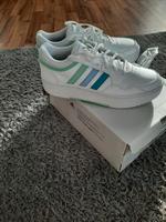 Adidas Sneaker, Größe 42. Chemnitz - Kaßberg Vorschau