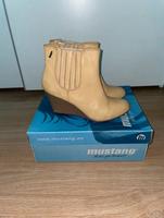 Mustang Stiefeletten mit Keilabsatz Beige Leder 38 NEU Berlin - Lichtenberg Vorschau