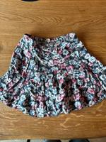 Rock Blumenmuster und Top von  Hollister Gr. Xs Hessen - Nidderau Vorschau