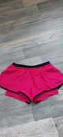 Nike Damen Short Sport S pink super Zustand Bayern - Mallersdorf-Pfaffenberg Vorschau