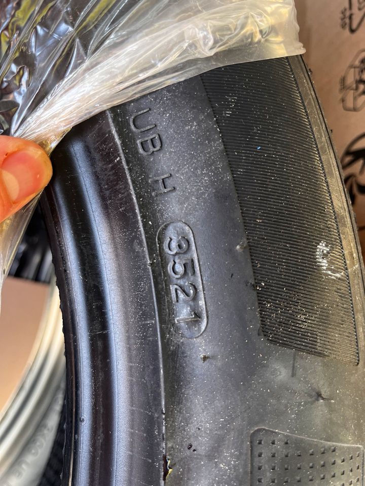 hankook ventus s1 evo2 suv 225/55 r18 98v in Rottenacker