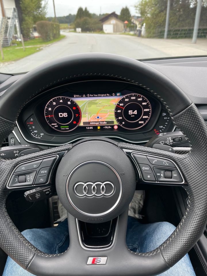 Audi a4 2.0 Sport Ultra Black Edition 2x S-Line / B&O /Matrix-LED in Bad Aibling