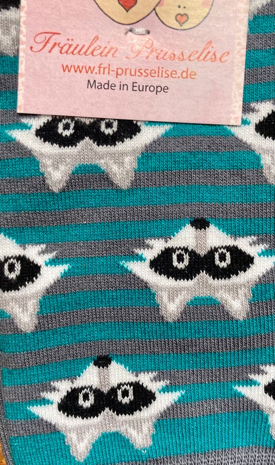 Fräulein Prusselise Herren Socken Waschbär grün Größe 43-46 in Berlin